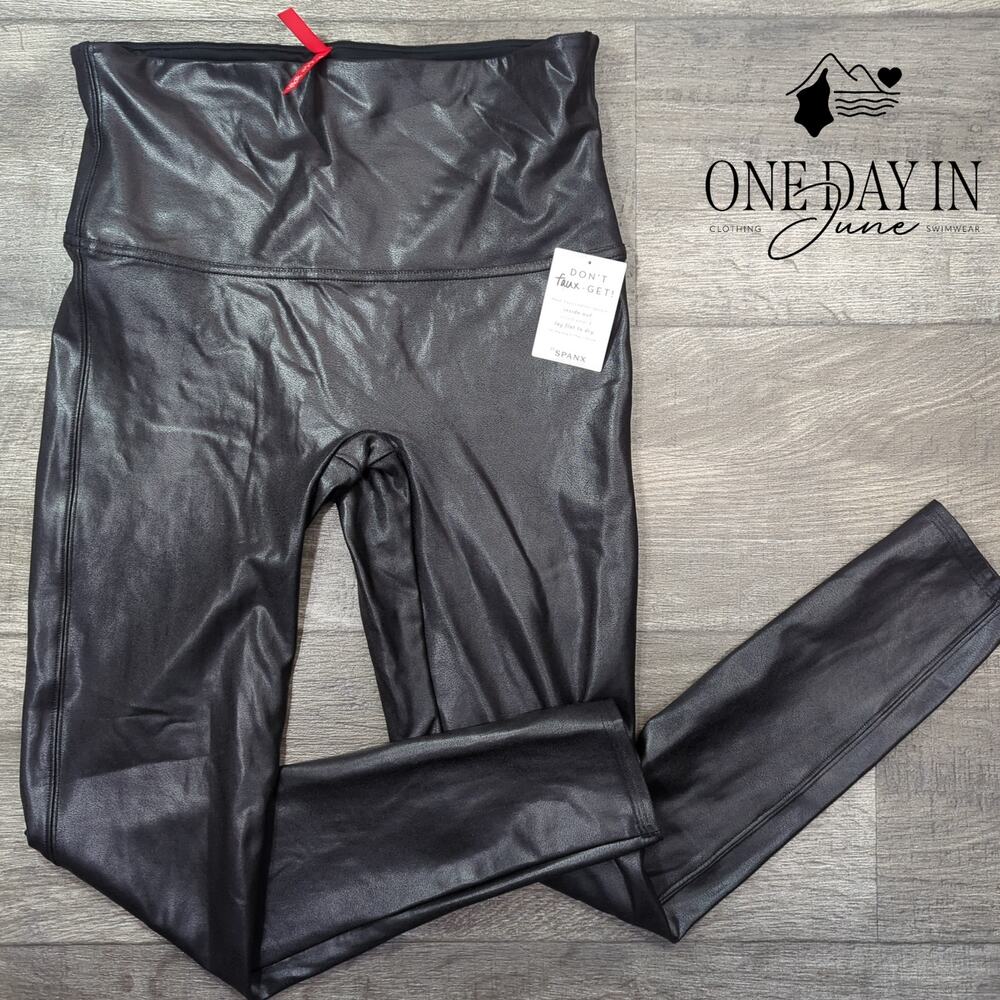 Spanx Faux Leather Legging Pants Size XL